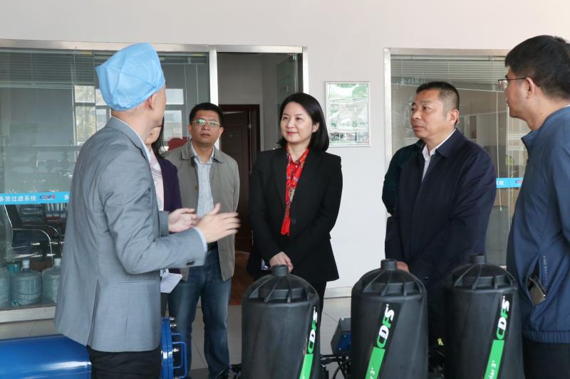 省商務(wù)廳帶隊(duì)來園調(diào)研 省商務(wù)廳帶隊(duì)來園調(diào)研