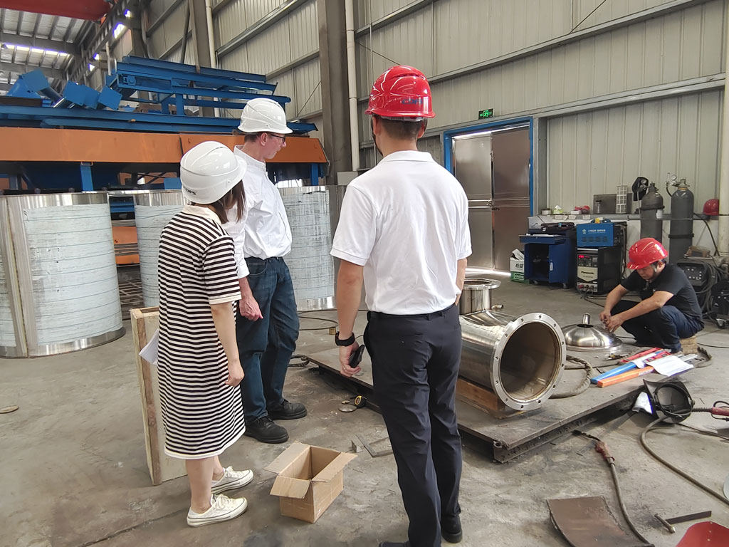 國外客戶來訪多靈 國外客戶來訪多靈